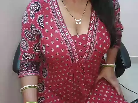 Snapshot of bold_naina chatting on November 2, 3:22 am bold naina online show from November 2, 3:22 am