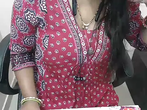 Snapshot of bold_naina chatting on November 12, 3:54 am bold naina online show from November 12, 3:54 am