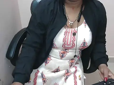 Snapshot of bold_naina chatting on November 14, 3:43 am bold naina online show from November 14, 3:43 am