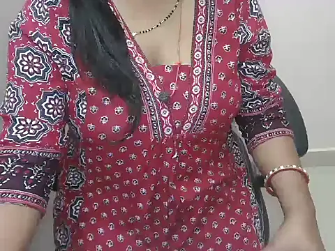 Snapshot of bold_naina chatting on October 29, 3:38 am bold naina online show from October 29, 3:38 am