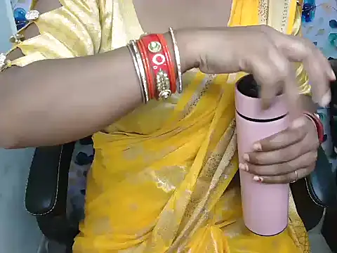 Snapshot of bold_naina chatting on September 25, 4:29 am bold naina online show from September 25, 4:29 am