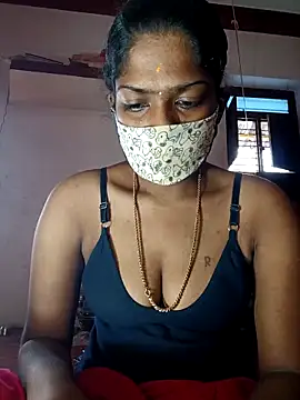 Snapshot of Tamil_Kavitha chatting on December 5, 7:51 am Tamil Kavitha online show from December 5, 7:51 am