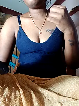 Snapshot of Tamil_Kavitha chatting on February 26, 4:45 am Tamil Kavitha online show from February 26, 4:45 am