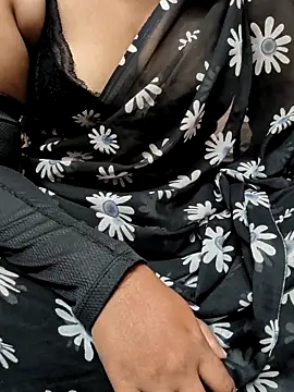 preethi-lovely online show from November 6, 3:32 am