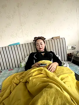 xiuchun100 online show from October 3, 3:41 am