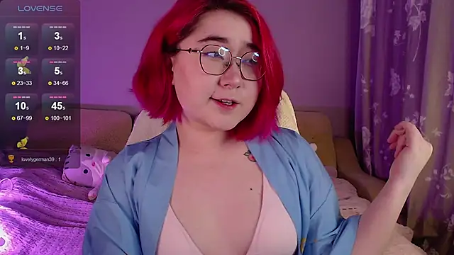 Snapshot of Sexy_Peachy chatting on October 1, 7:13 am Sexy Peachy online show from October 1, 7:13 am