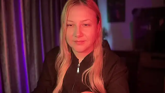 BikiHellena online show from November 16, 10:53 am