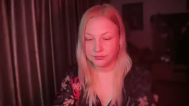 BikiHellena online show from June 18, 2:54 am