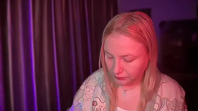 BikiHellena online show from December 20, 6:38 am