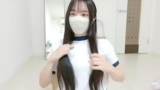 Snapshot of _Mia_land_ chatting on January 18, 1:58 pm Mia land online show from January 18, 1:58 pm