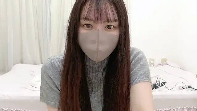  Mia land  online show from May 8, 1:48 pm