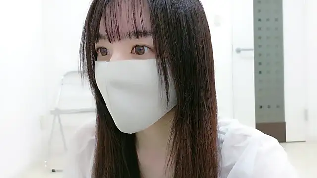  Mia land  online show from December 1, 1:23 pm