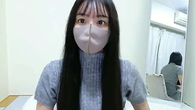  Mia land  online show from June 23, 1:09 pm