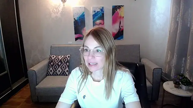 shy hot cat online show from October 15, 6:54 am
