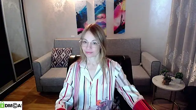 shy hot cat online show from November 11, 7:03 am