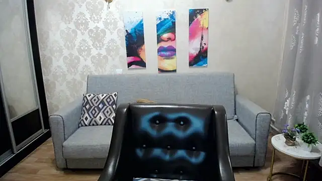 shy hot cat online show from October 17, 6:39 am