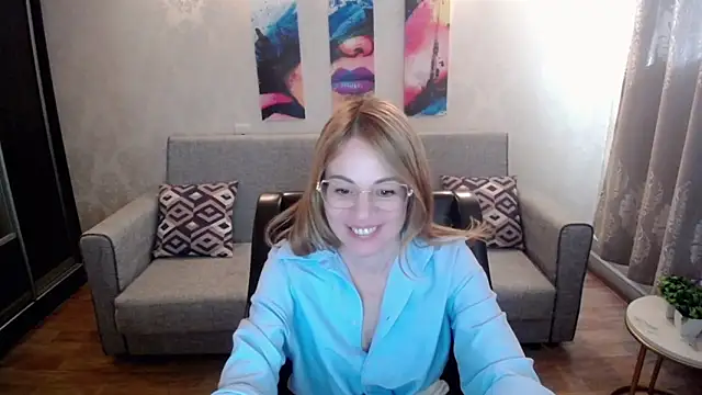 shy hot cat online show from September 18, 8:50 am