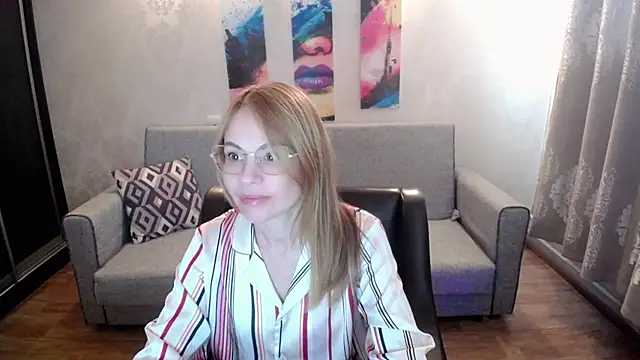 shy hot cat online show from September 23, 9:05 am