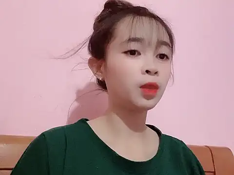 Snapshot of Suna7383 chatting on September 28, 2:57 pm Suna7383 online show from September 28, 2:57 pm