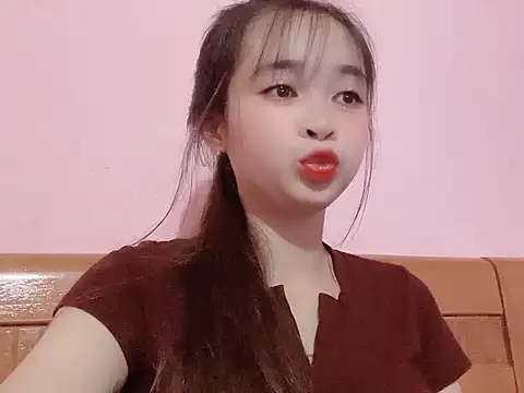 Snapshot of Suna7383 chatting on October 10, 4:52 pm Suna7383 online show from October 10, 4:52 pm