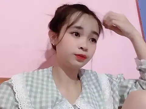 Snapshot of Suna7383 chatting on October 11, 6:09 pm Suna7383 online show from October 11, 6:09 pm