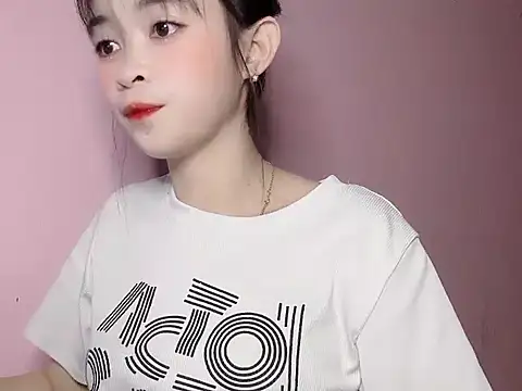 Snapshot of Suna7383 chatting on November 4, 3:49 pm Suna7383 online show from November 4, 3:49 pm