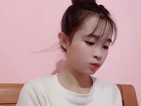 Snapshot of Suna7383 chatting on October 1, 3:49 pm Suna7383 online show from October 1, 3:49 pm