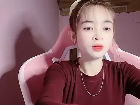 Suna7383 online show from November 18, 4:10 pm