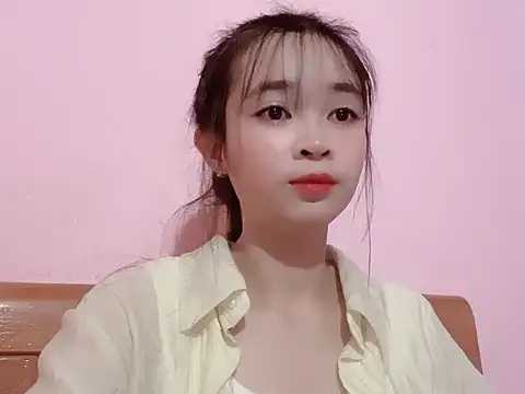 Snapshot of Suna7383 chatting on October 4, 5:14 pm Suna7383 online show from October 4, 5:14 pm