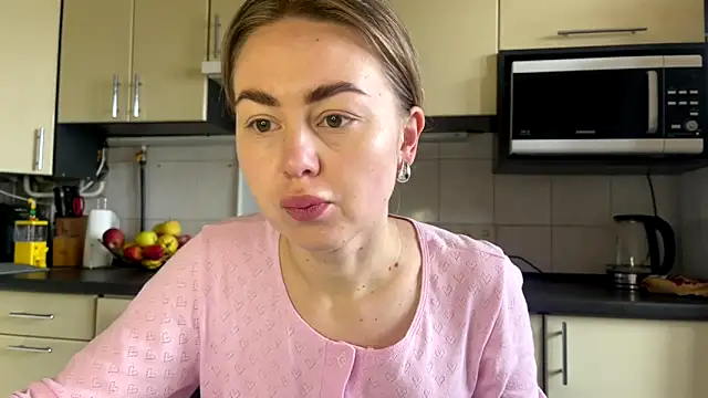 MartaLuna  online show from March 28, 11:55 am