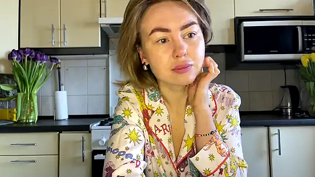 MartaLuna  online show from March 10, 8:51 am