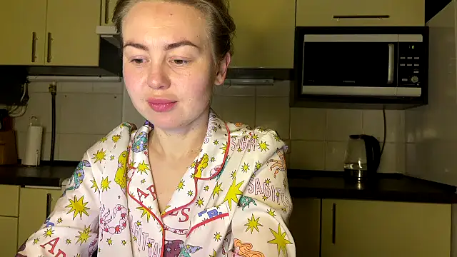 MartaLuna  online show from March 23, 10:31 pm