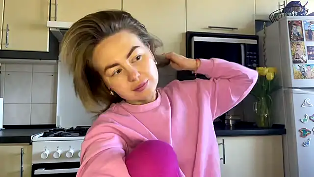 MartaLuna  online show from March 11, 10:42 am