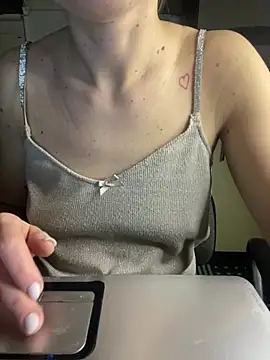 MartaLuna  online show from February 1, 9:13 pm