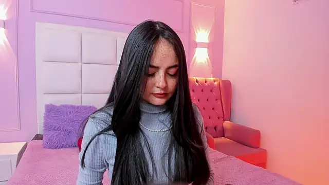 Ashleypetit online show from July 28, 4:50 pm