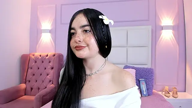 Ashleypetit online show from May 27, 1:51 pm