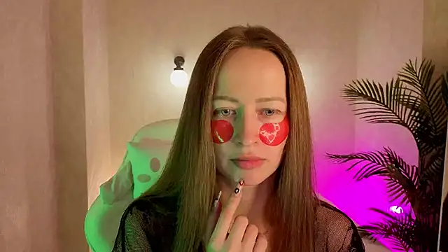 Snapshot of bella_li__ chatting on November 20, 12:55 am bella li online show from November 20, 12:55 am