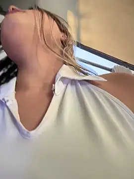 MayaMoanXXX online show from November 20, 1:12 pm