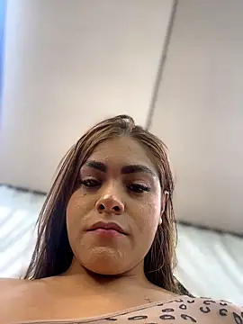 MayaMoanXXX online show from March 24, 1:11 pm