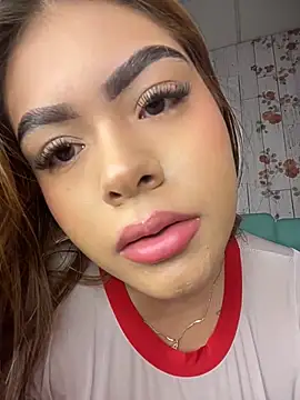 MayaMoanXXX online show from May 19, 1:18 pm