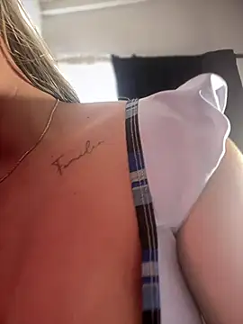 MayaMoanXXX online show from October 23, 1:10 pm