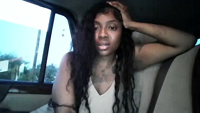 Cocochanel4567 online show from May 20, 3:03 am