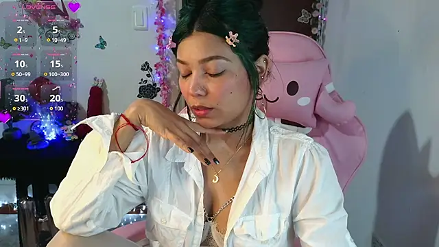 Maron baez 18 online show from May 9, 1:31 am