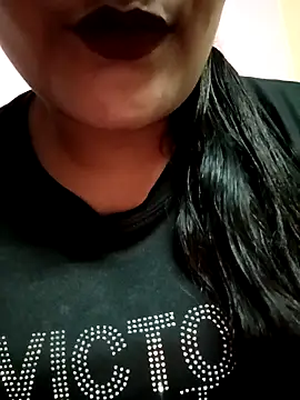 Snapshot of Moni_6969 chatting on September 18, 11:13 am Moni 6969 online show from September 18, 11:13 am