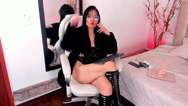 Snapshot of Aria_velle chatting on September 23, 1:40 pm Aria velle online show from September 23, 1:40 pm