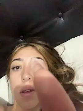 kimmy vegga2 online show from November 2, 3:28 pm