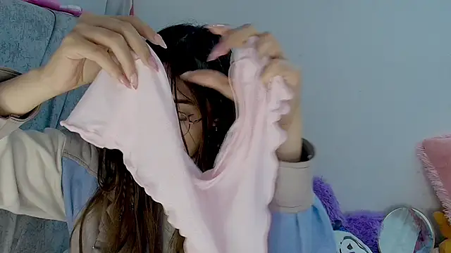 kimmy vegga2 online show from October 18, 3:52 am