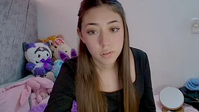 kimmy vegga2 online show from October 4, 8:32 pm