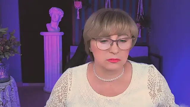 Sugar Vii online show from September 13, 1:55 pm