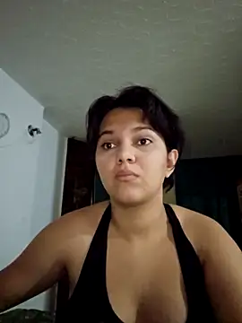 Snapshot of MaoMaoLa chatting on November 11, 5:24 am MaoMaoLa online show from November 11, 5:24 am